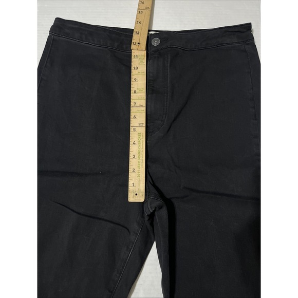 Free People We The Free Just Float On Flare Jeans Size 33 Black Washed Boho - Picture 8 of 10